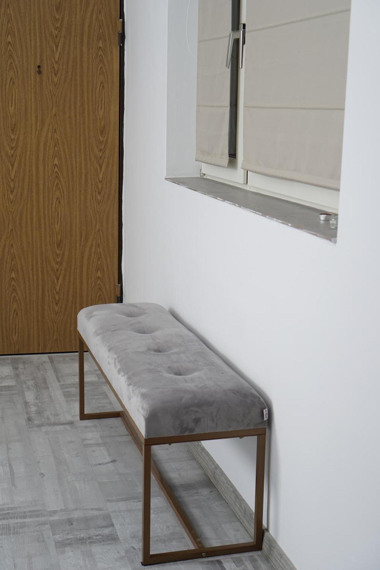 24 Shades Of Grey, Rezerva Acum Apartament Ultracentral, Ceai, Cafea, Filtru Apa Rece-Fierbinte, Saltea 160 Cm Memory Foam Craiova Esterno foto